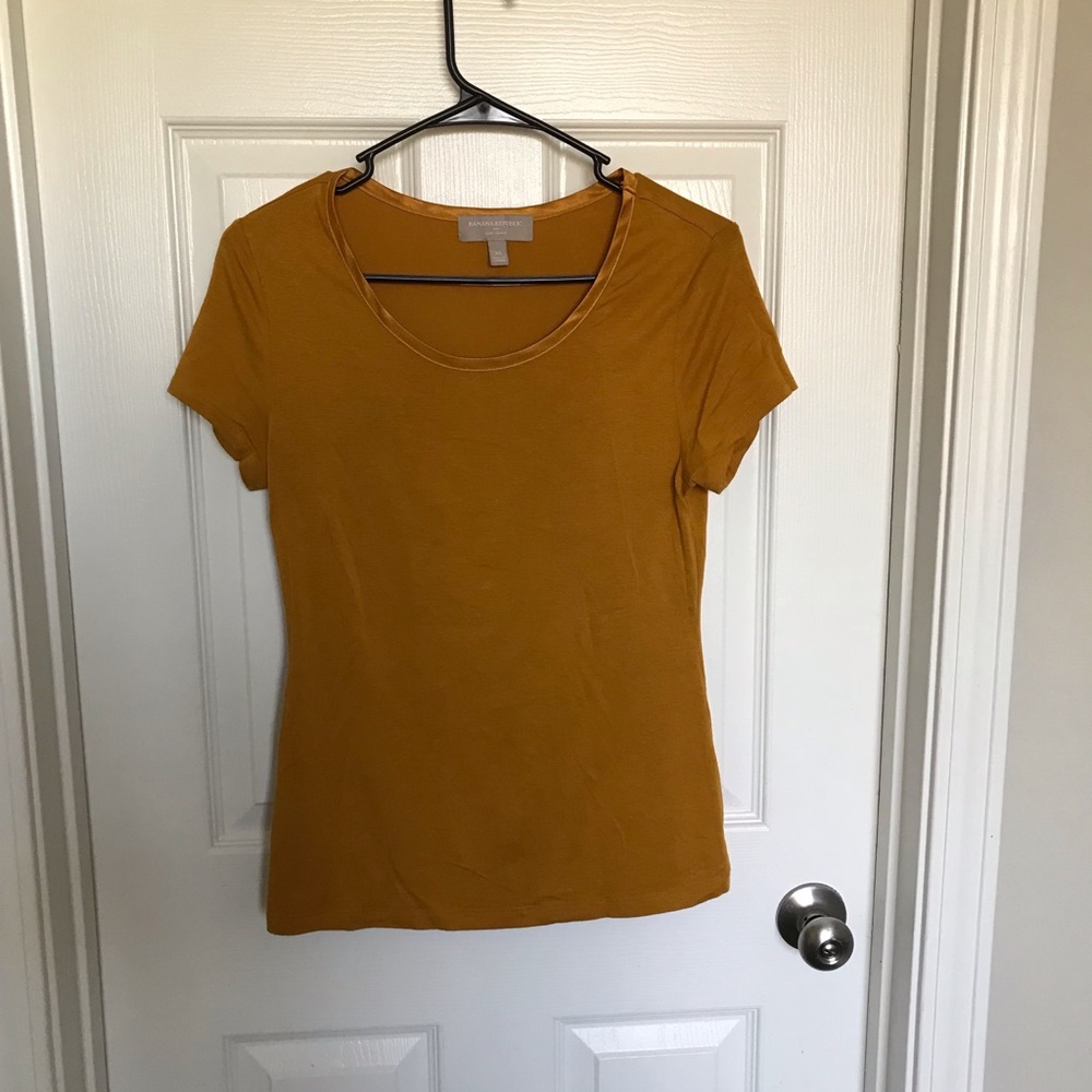 Banana Republic Luxe Tee